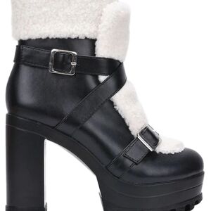 Cape Robbin Black and White Heeled Boots with Chunky Heel